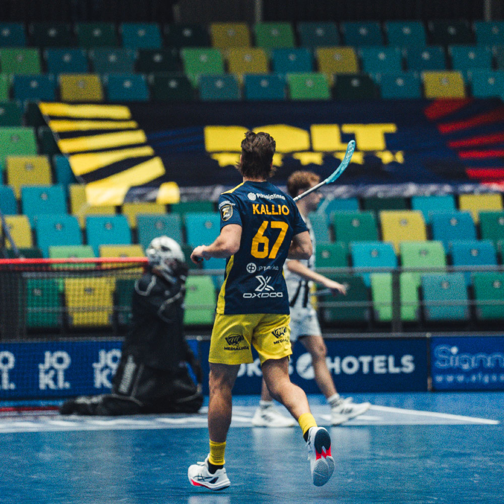 Read more about the article RASKAS REISSU EI TUONUT VALOA PIMEYTEEN